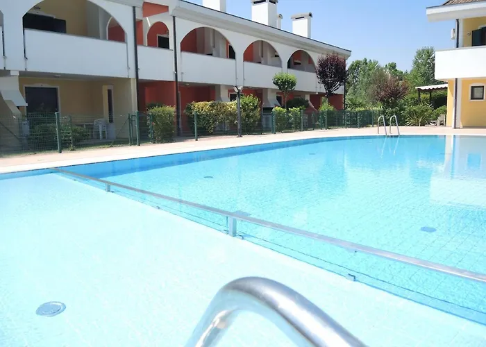 Amazing Flat With Terrace And Pool Daire Bibione