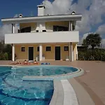 Amazing Flat With Terrace And Pool