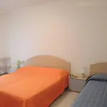 Amazing Flat With Terrace And Pool Бибионе