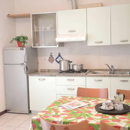 Amazing Flat With Terrace And Pool Lägenhet