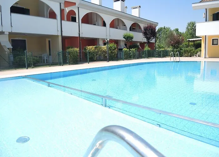 Lägenhet Amazing Flat With Terrace And Pool *